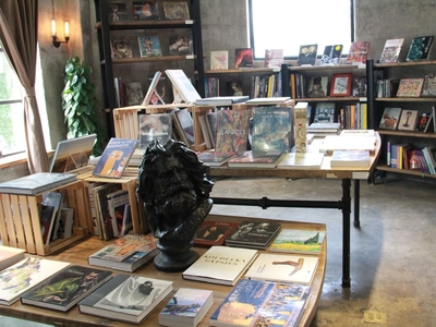 中圖外文書(shū)店 文化推廣的橋梁與窗口——中圖（集團(tuán)）總公司旗下書(shū)店新聞綜述